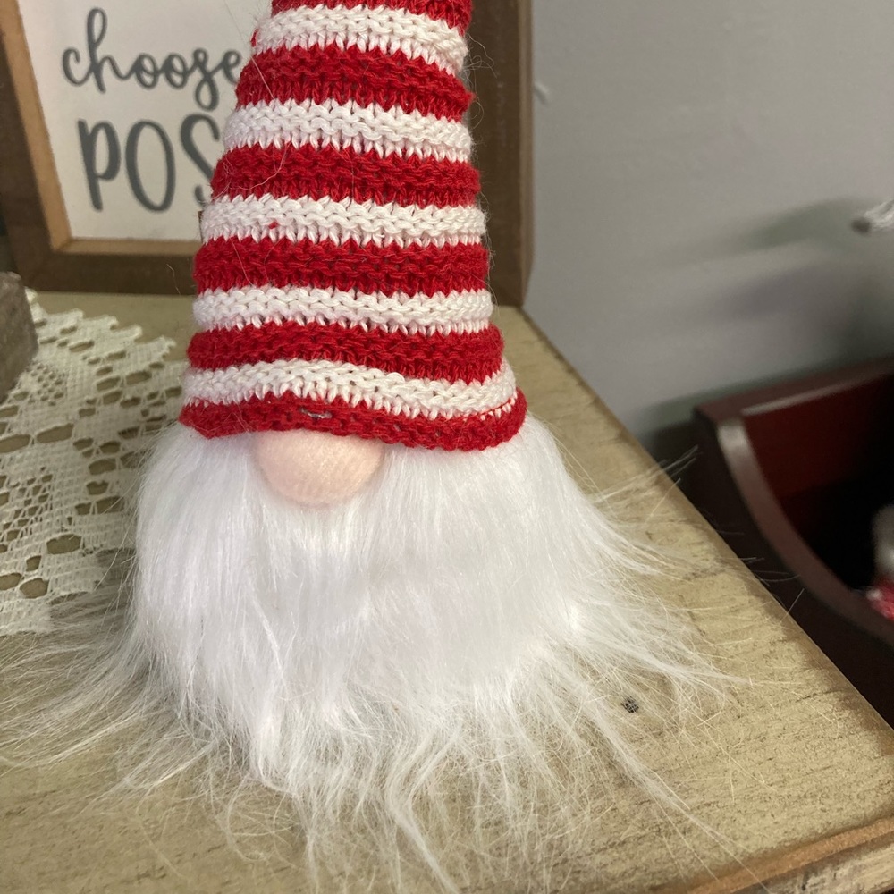 NEW~6.5” Small Gnome with Striped RedWhite Hat